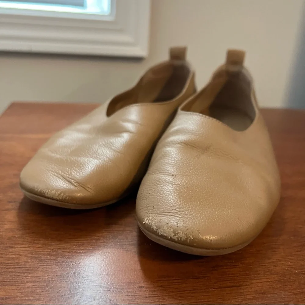 Everlane Tan Leather Ballet Flats
